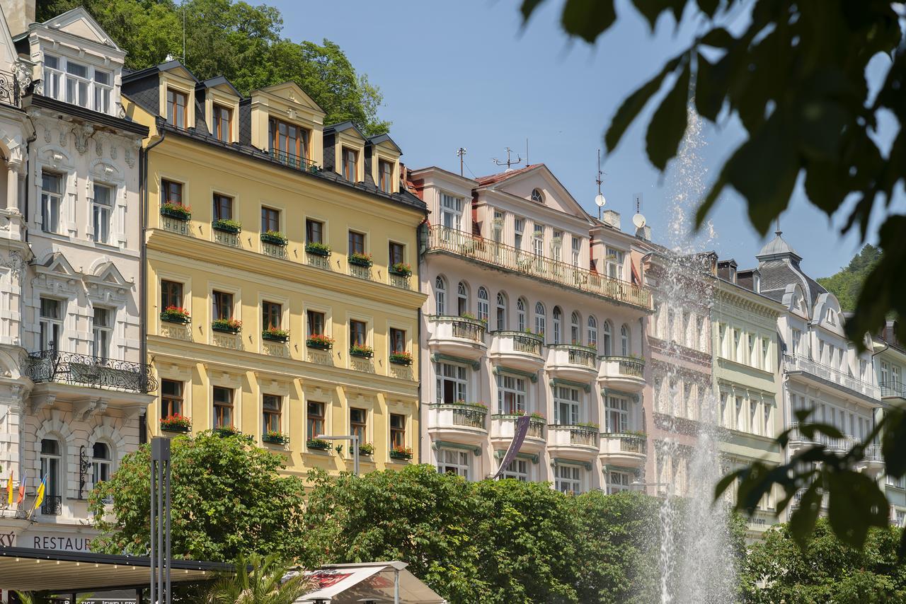 Boutique Hotel Corso Karlovy Vary Bagian luar foto